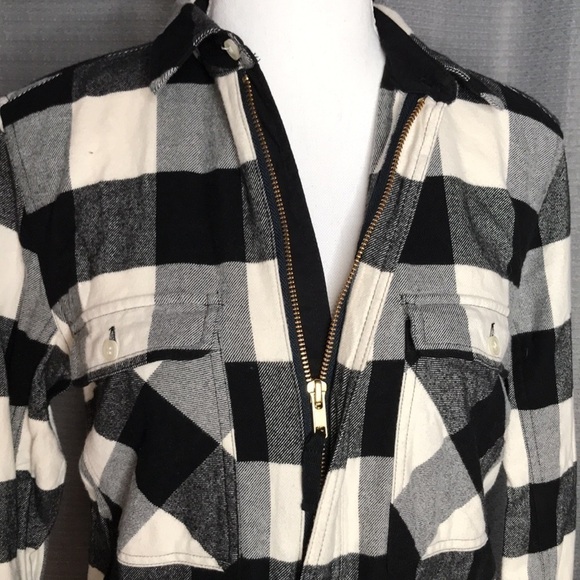 J. CREW SMALL BLACK & WHITE PULLOVER - Picture 4 of 7